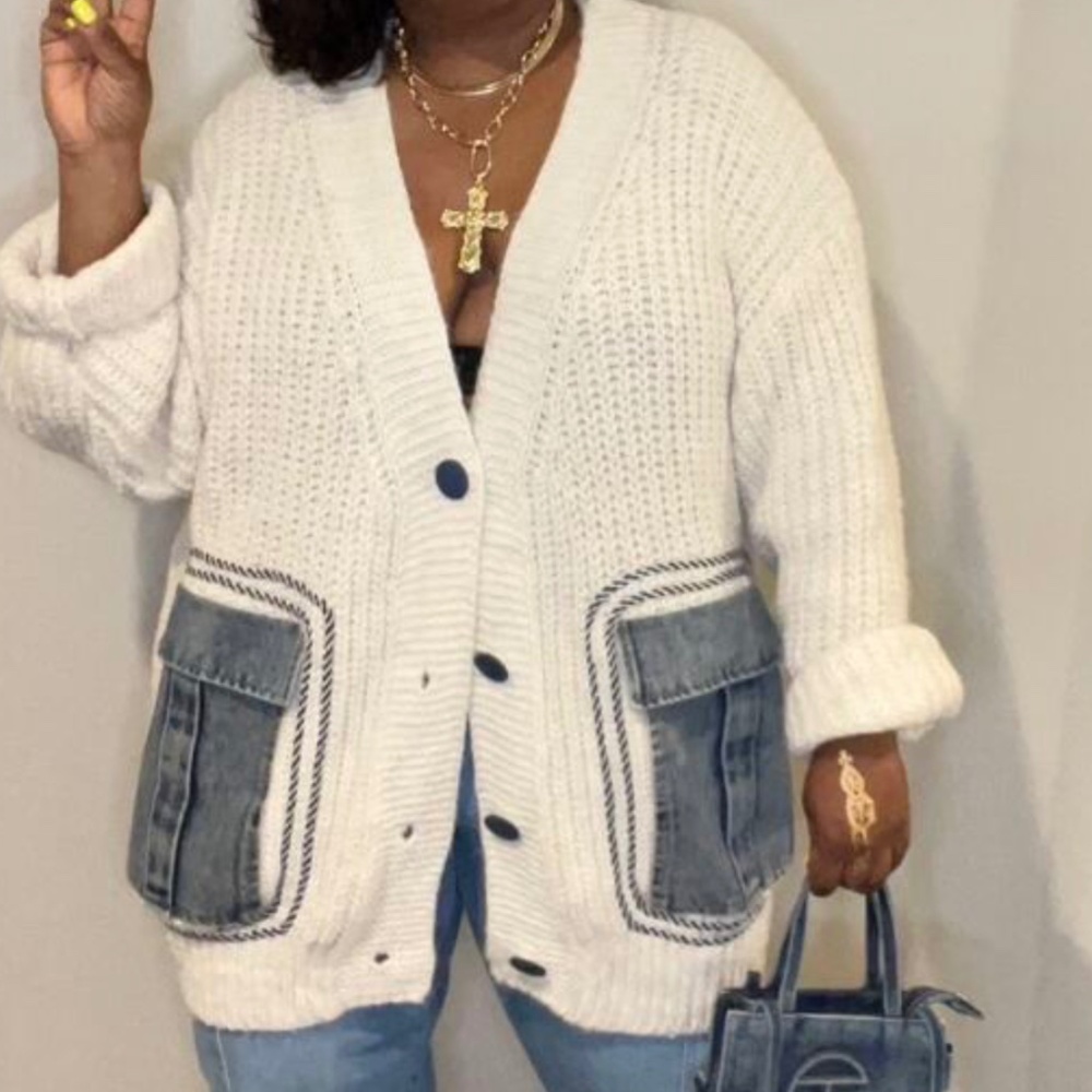 Cozy Beige Button Down Denim Pockets Oversized Cardigan - Picture 1 of 9